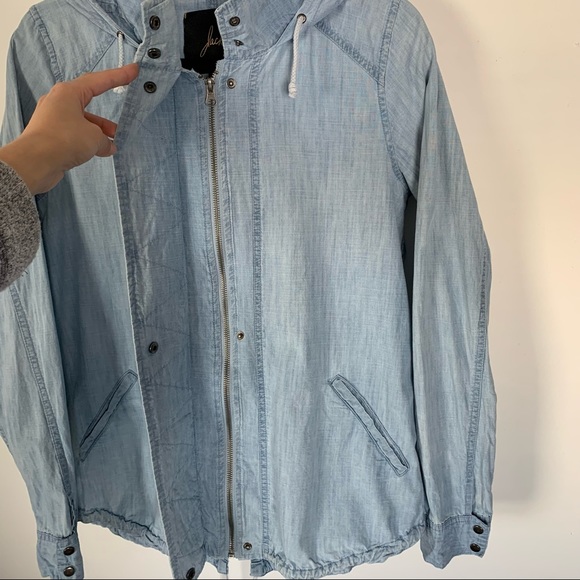 JACK by BB Dakota Light Blue Chambray Anorak Jacket - Picture 3 of 12
